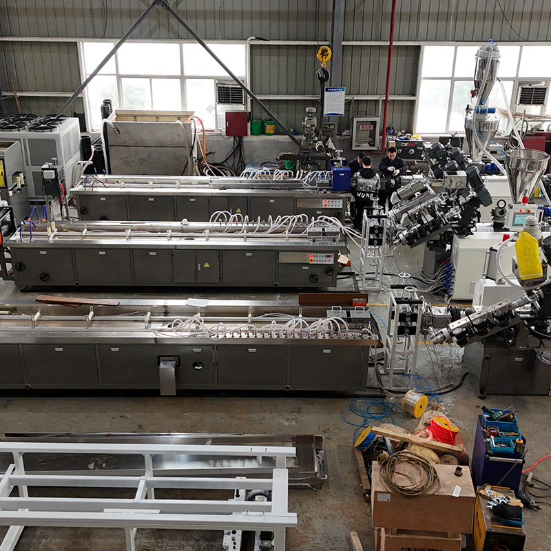 PE-WPC Decking Extrusion Line