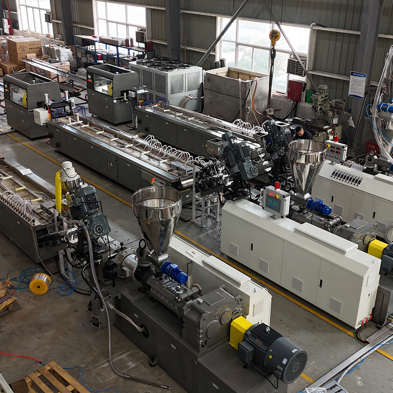 PE-WPC Decking Extrusion Line