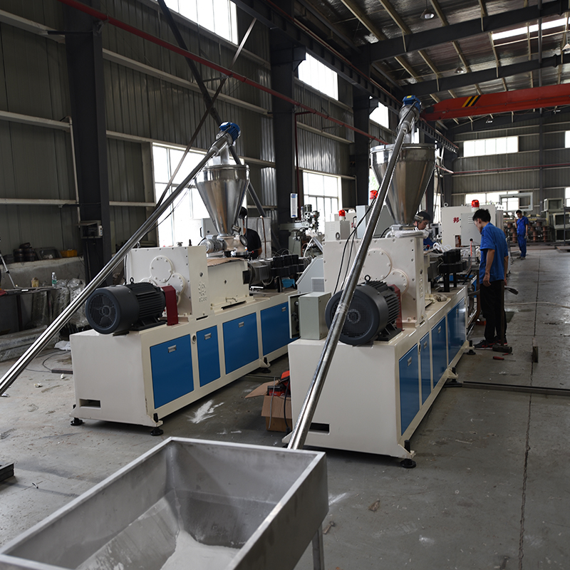 PE-WPC Decking Extrusion Line