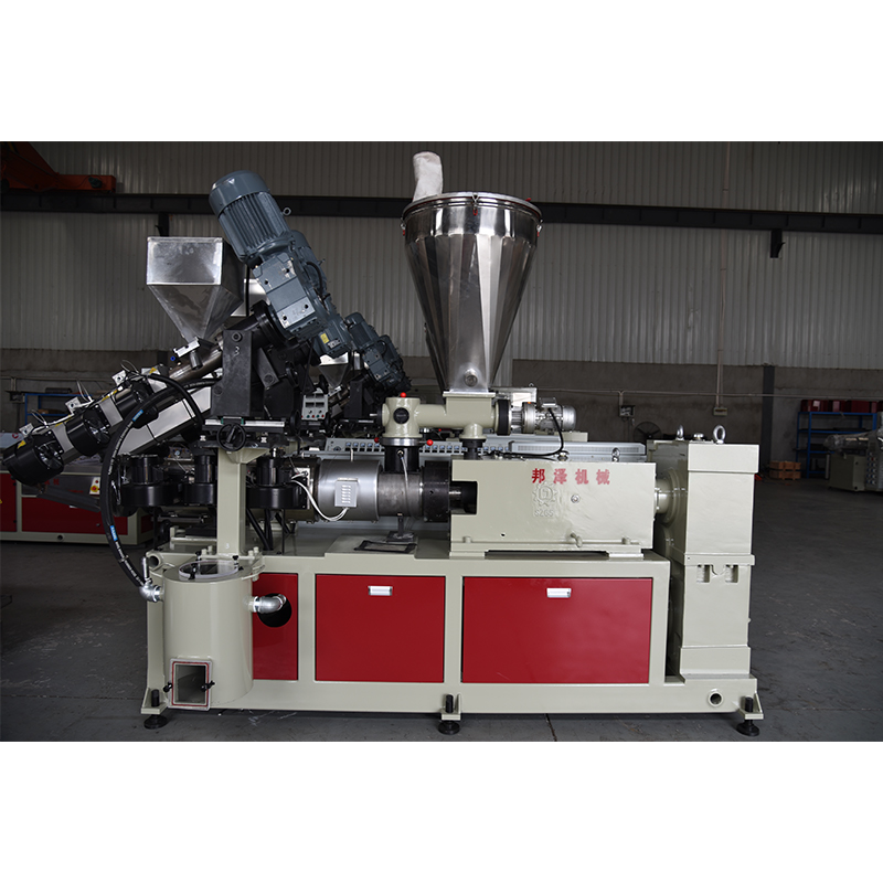 PE-WPC Decking Extrusion Line