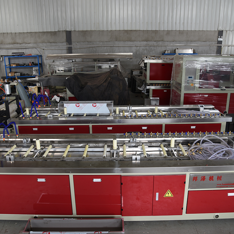 PE-WPC Decking Extrusion Line