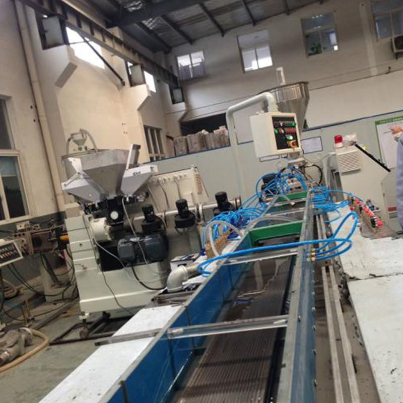 PE-WPC Decking Extrusion Line